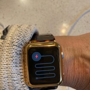 Apple Watch 3 with tortoise elastic band and gold face cover - 38 mm